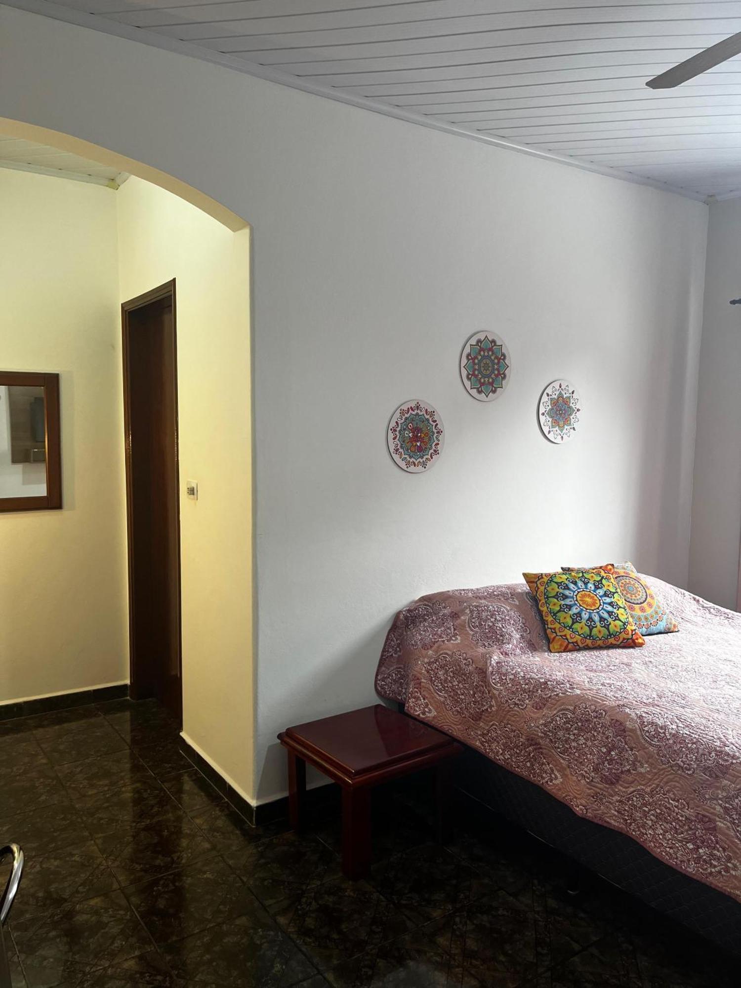 Casa Com Quarto E Suite São Miguel Arcanjo Exterior foto